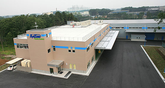 本社：飯能工場外観